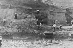 Nazis excavating a site.