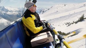 Helmut Edelmaier Heli delivers amazon packages on skis in Austria
