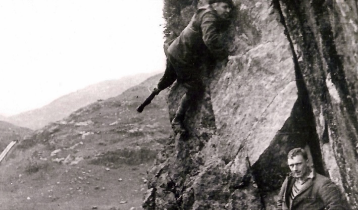 Geoffrey Winthrop Young climbing in North Wales with his prosthetic leg.
