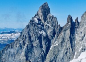 Aiguille Noire de Peuterey.