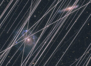 Light streaks on a simulated space image